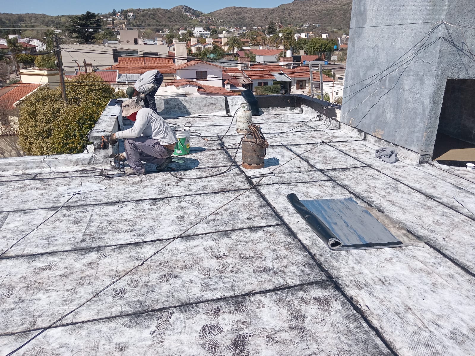 Terraza antes de impermeabilizar - Con filtraciones y deterioro